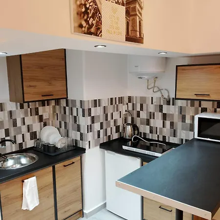 Apartment Your Cosy Nest In Kypseli Athens