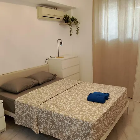 Apartment Your Cosy Nest In Kypseli Athens